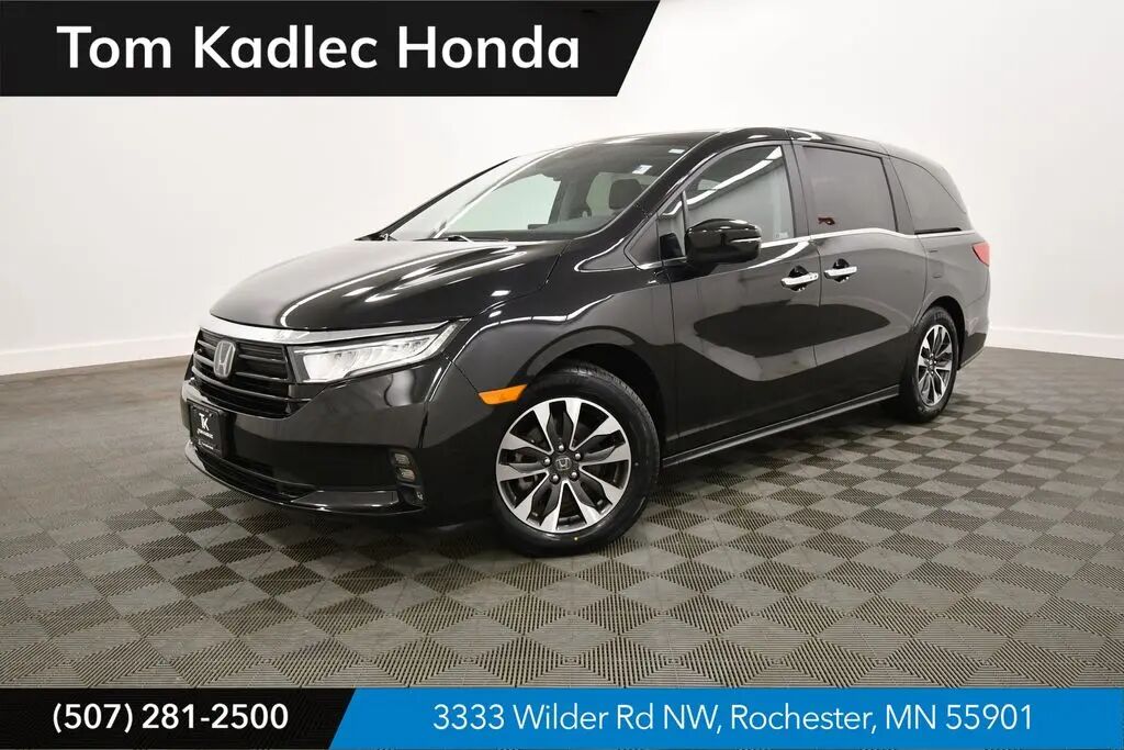 2024 Honda Odyssey EX-L — photo 1 of 13