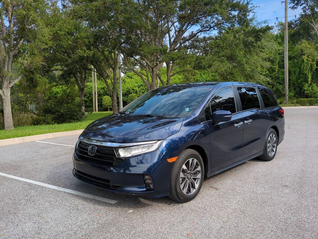 2024 Honda Odyssey EX-L — photo 1 of 7
