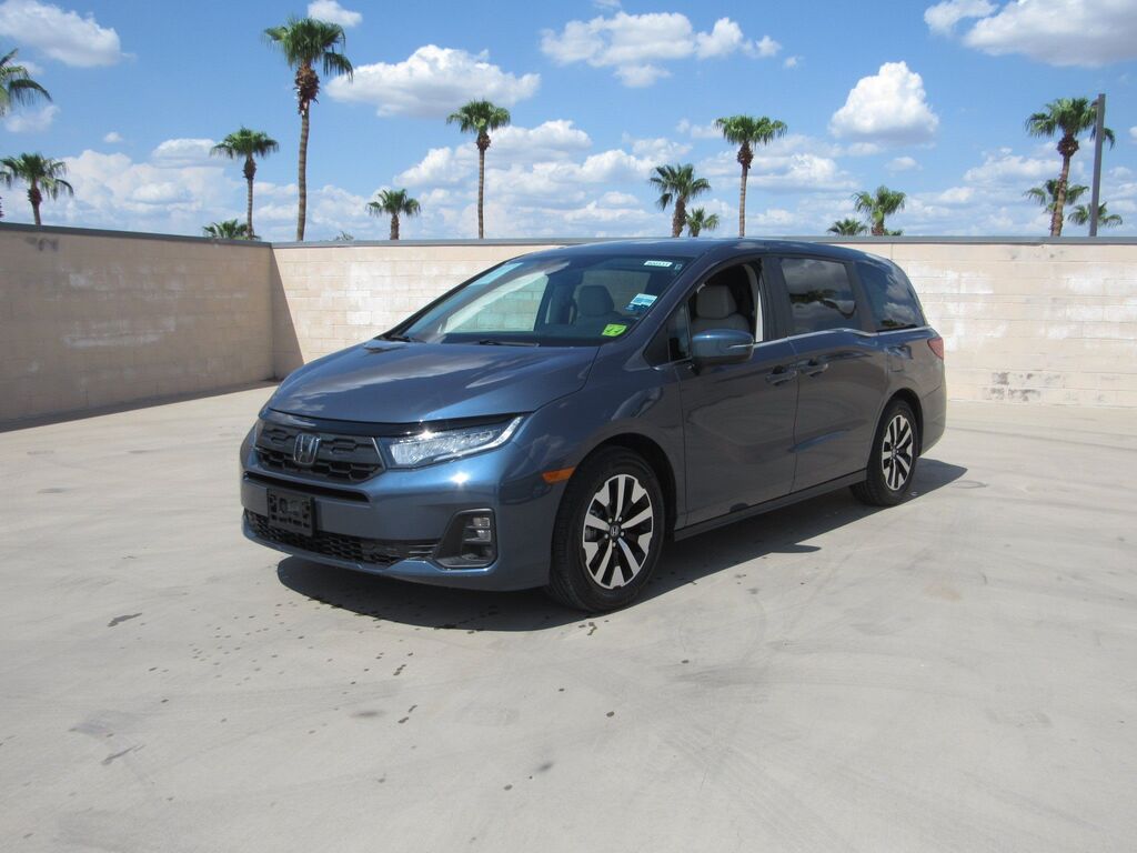 2025 Honda Odyssey EX-L — photo 1 of 7