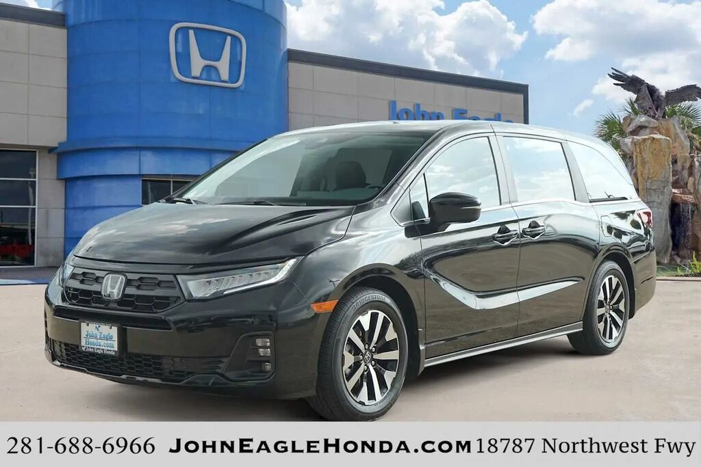 2026 Honda Odyssey EX-L — photo 1 of 13