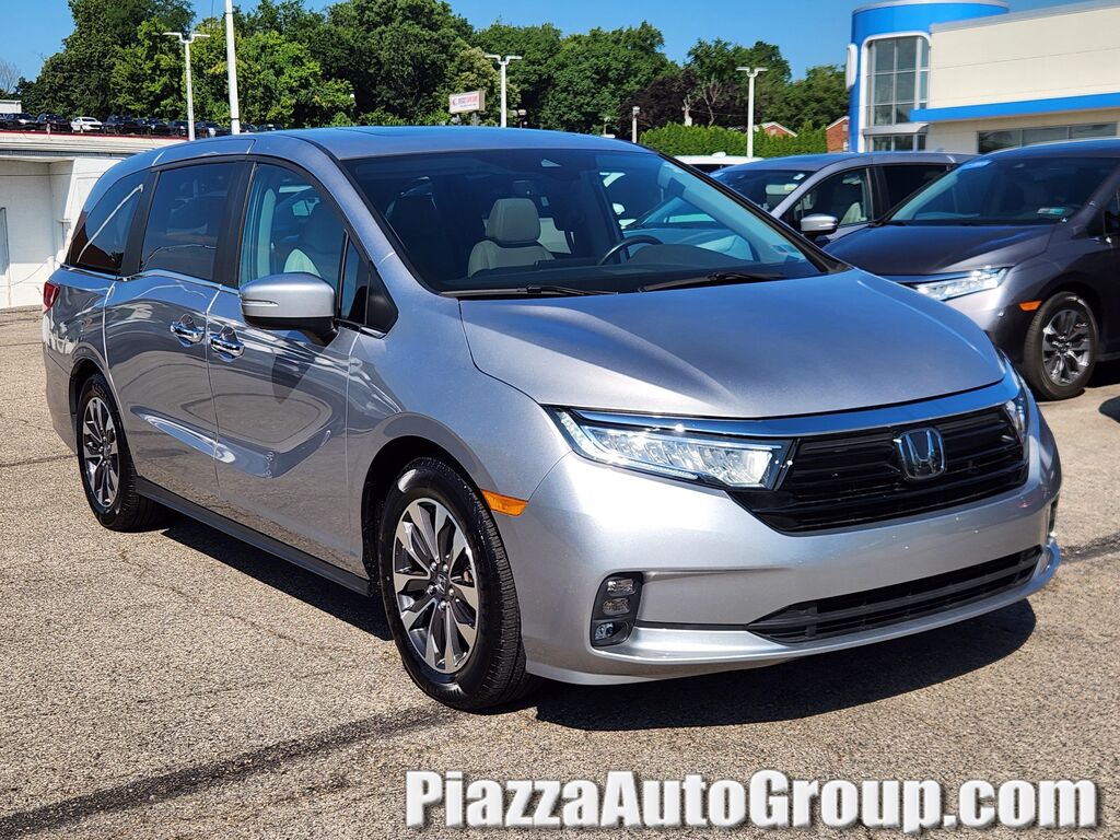 2023 Honda Odyssey EX-L — photo 1 of 7
