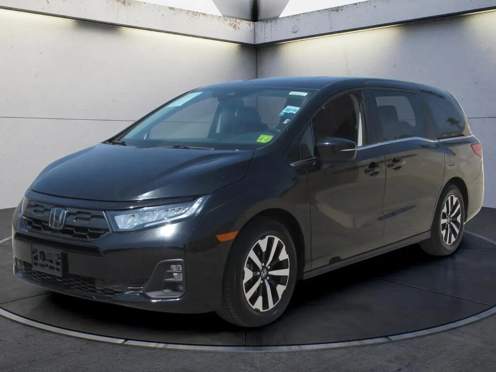 2025 Honda Odyssey EX-L — photo 1 of 13
