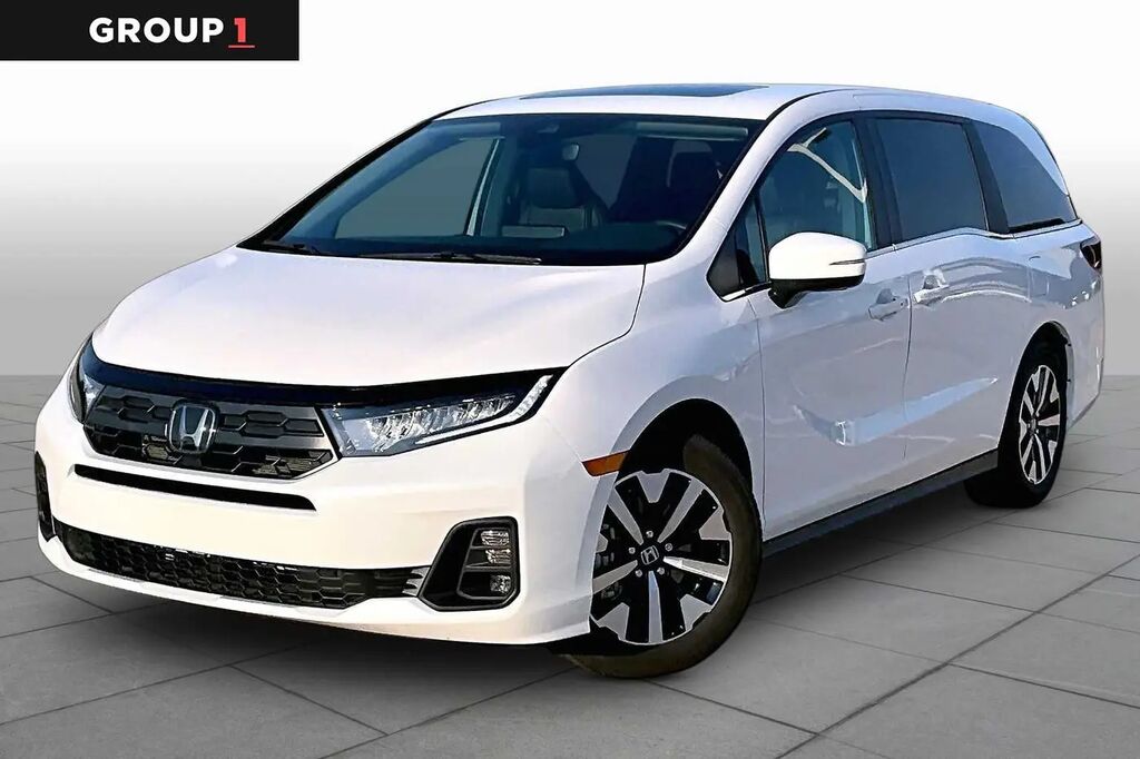 2026 Honda Odyssey EX-L — photo 1 of 12
