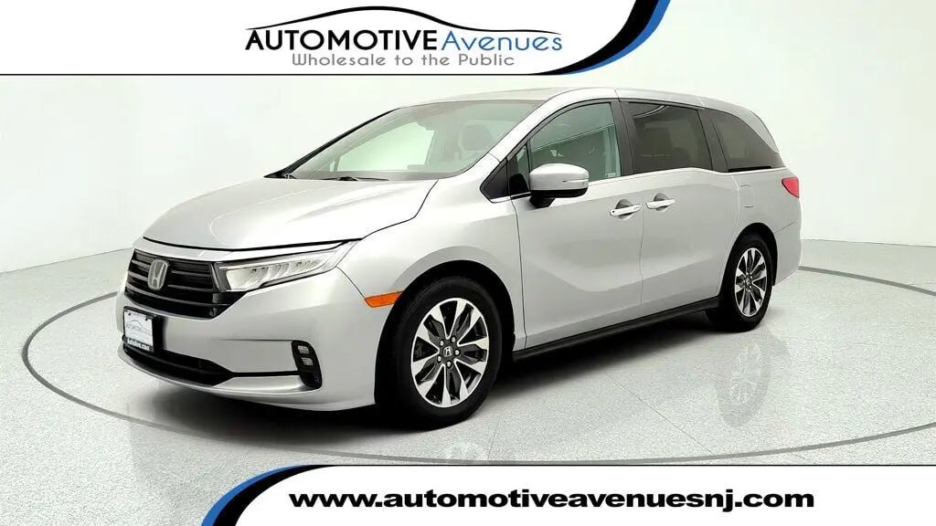 2023 Honda Odyssey EX-L — photo 1 of 13