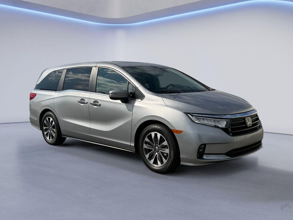 2023 Honda Odyssey EX-L — photo 1 of 13