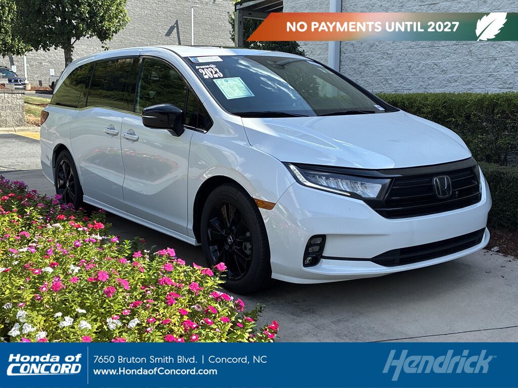 2023 Honda Odyssey Sport — photo 1 of 11