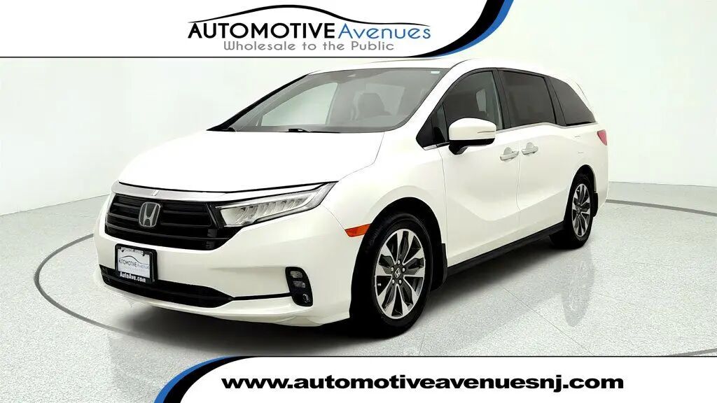 2021 Honda Odyssey EX-L — photo 1 of 13
