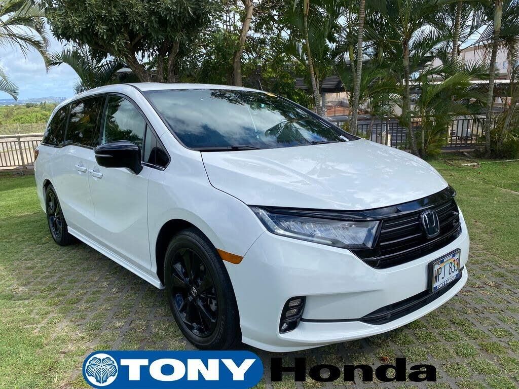 2023 Honda Odyssey Sport — photo 1 of 1