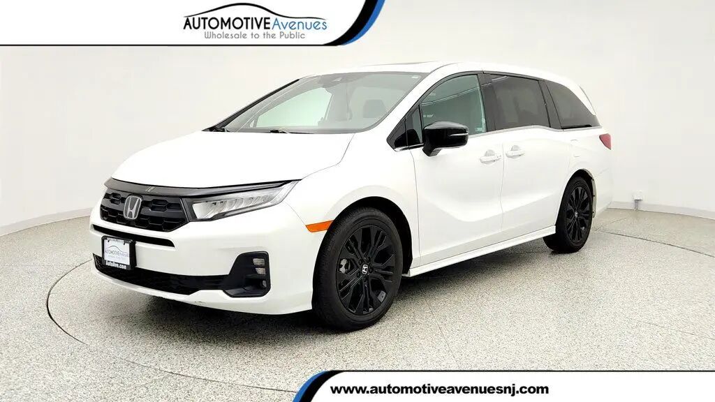 2025 Honda Odyssey Sport-L — photo 1 of 13