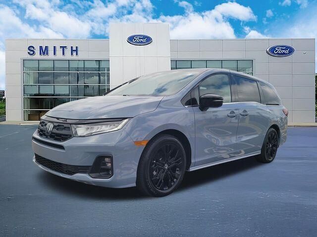 2025 Honda Odyssey Sport-L — photo 1 of 13