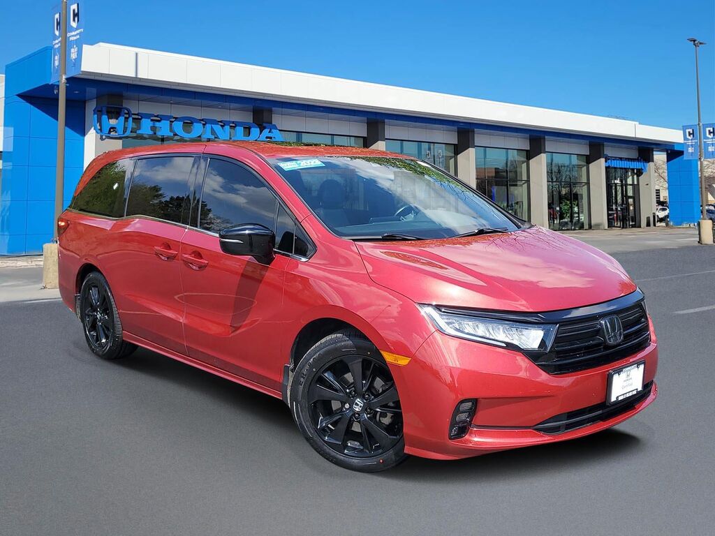 2023 Honda Odyssey Sport — photo 1 of 13