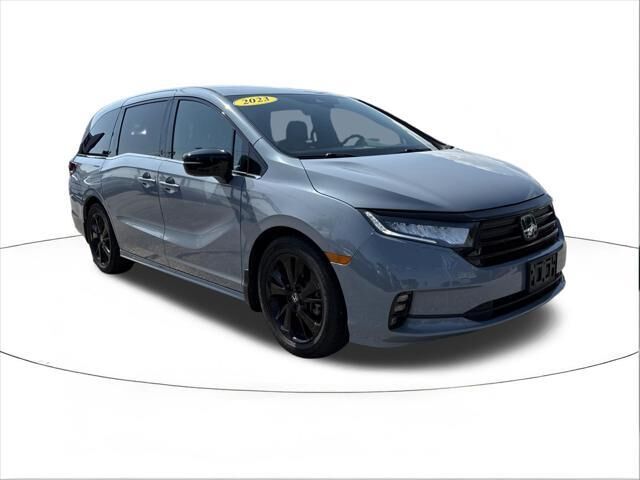 2023 Honda Odyssey Sport — photo 1 of 13