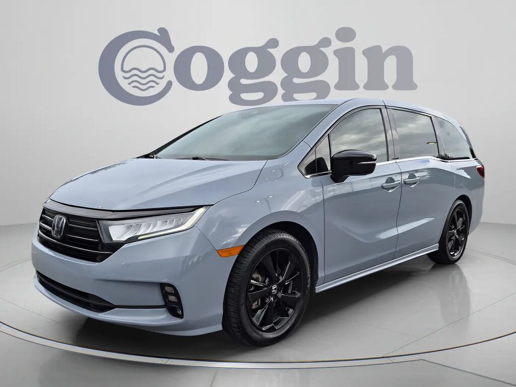 2023 Honda Odyssey Sport — photo 1 of 13