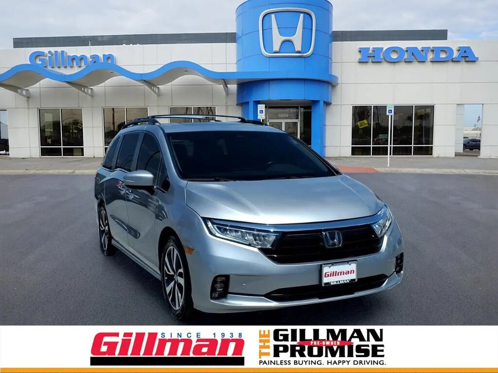 2023 Honda Odyssey Touring — photo 1 of 13