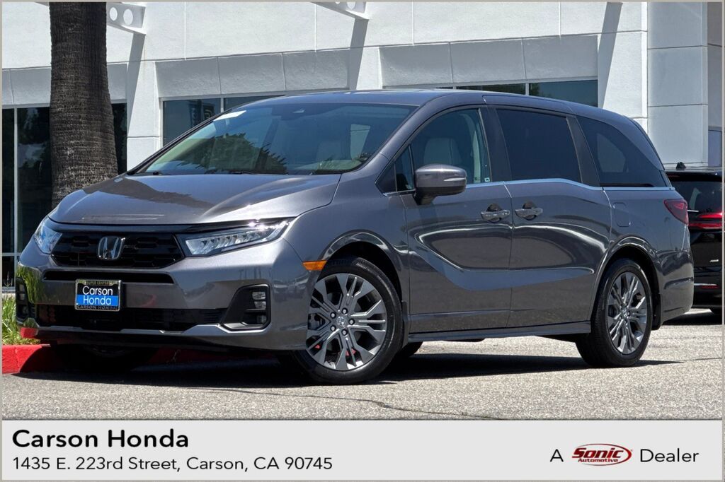2025 Honda Odyssey TOURING — photo 1 of 7