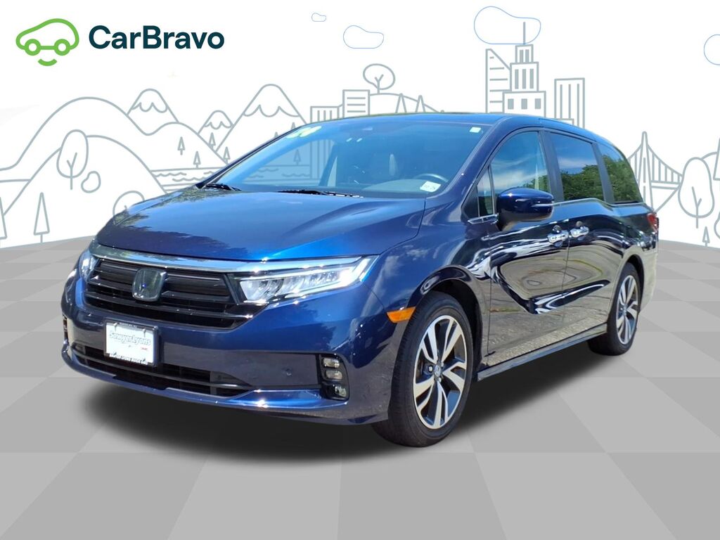 2024 Honda Odyssey Touring — photo 1 of 7