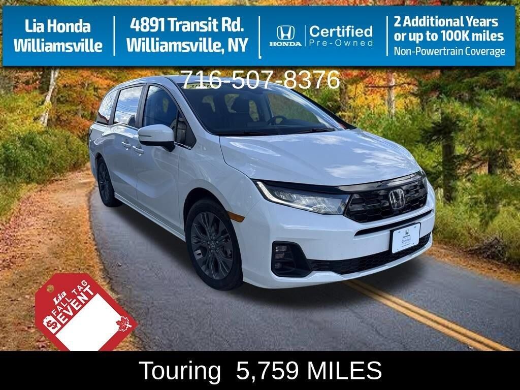 2026 Honda Odyssey Touring — photo 1 of 13