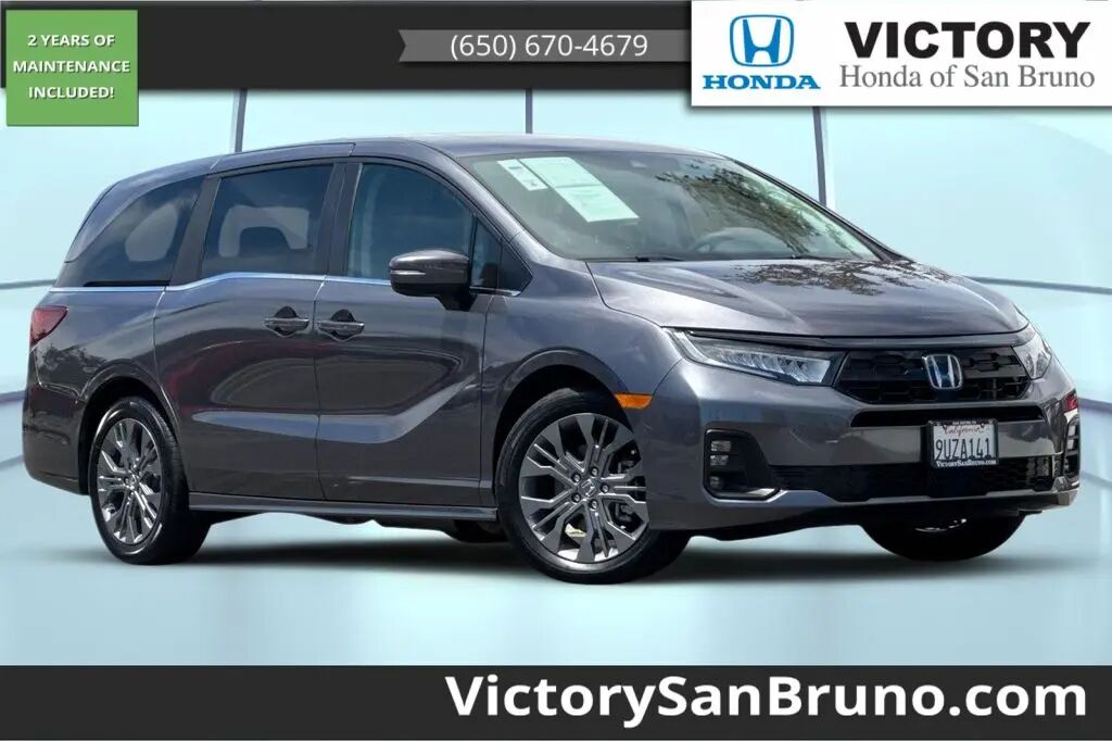 2025 Honda Odyssey Touring — photo 1 of 12
