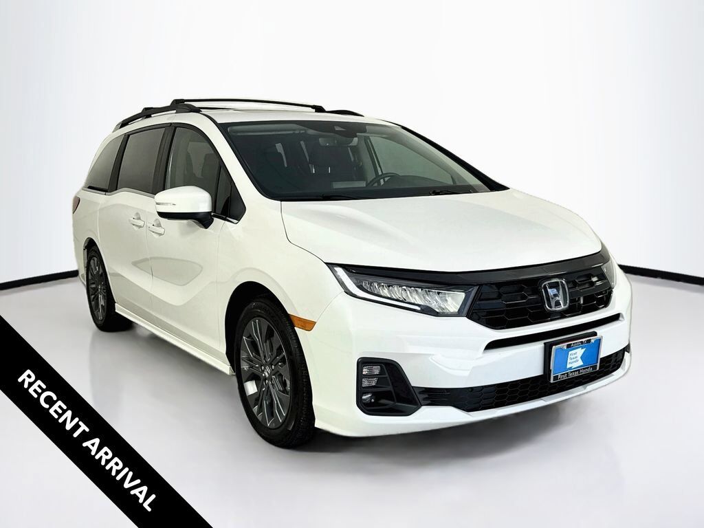 2026 Honda Odyssey Touring — photo 1 of 6