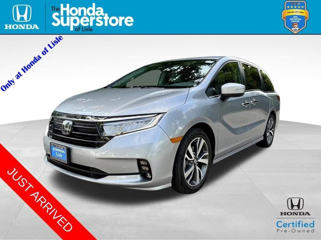2024 Honda Odyssey Touring — photo 1 of 7