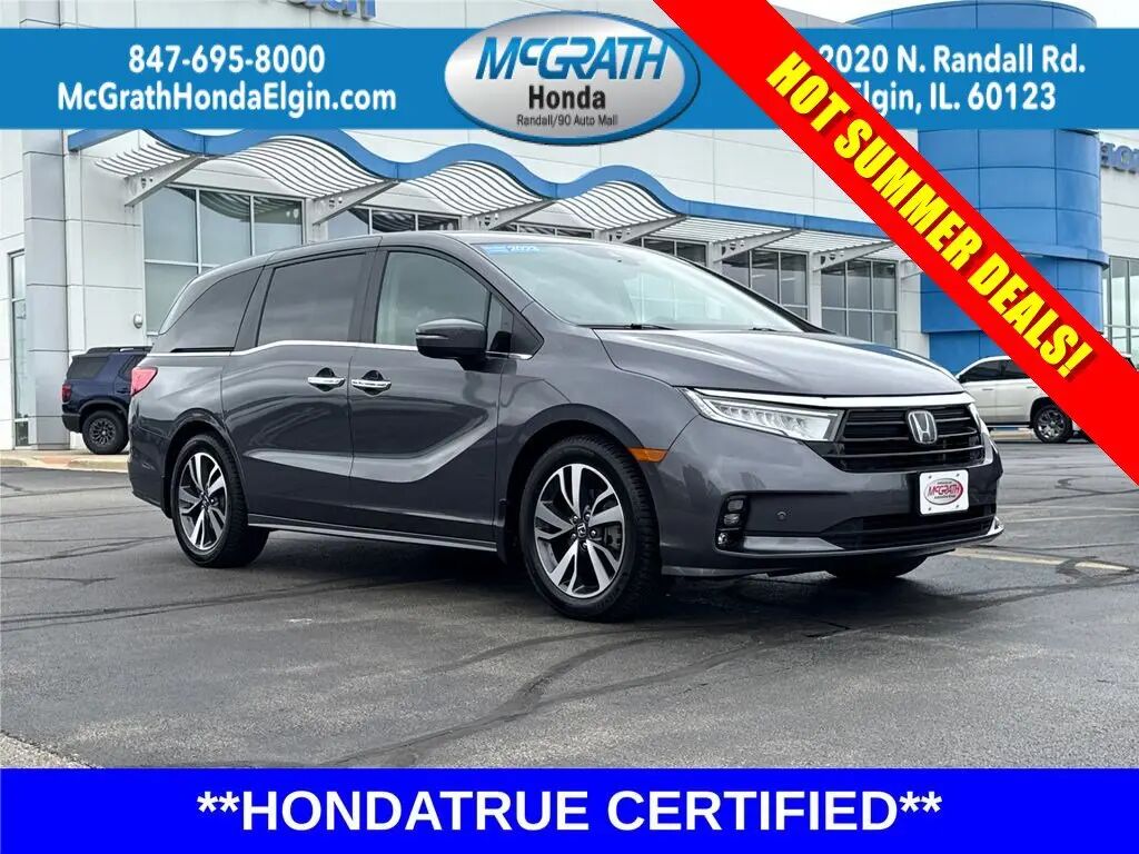 2023 Honda Odyssey Touring — photo 1 of 11