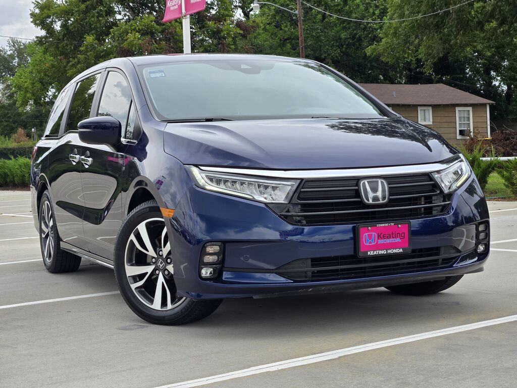 2023 Honda Odyssey TOURING — photo 1 of 7