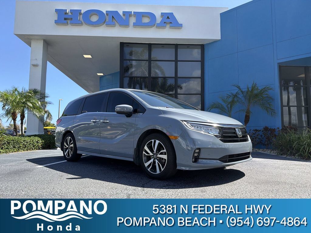 2024 Honda Odyssey TOURING — photo 1 of 7