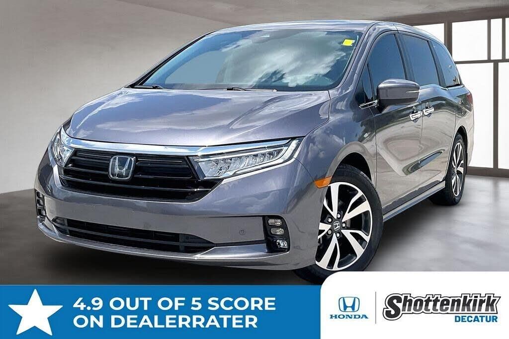 2024 Honda Odyssey Touring — photo 1 of 1