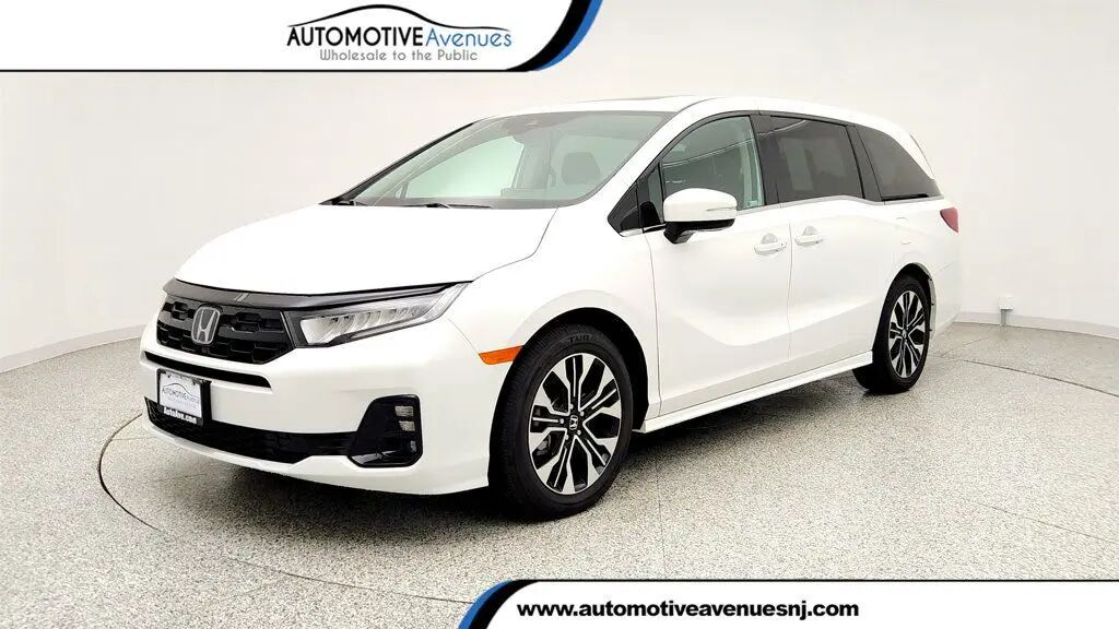 2026 Honda Odyssey Elite — photo 1 of 13