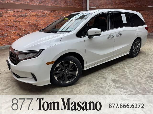 2023 Honda Odyssey Elite — photo 1 of 13
