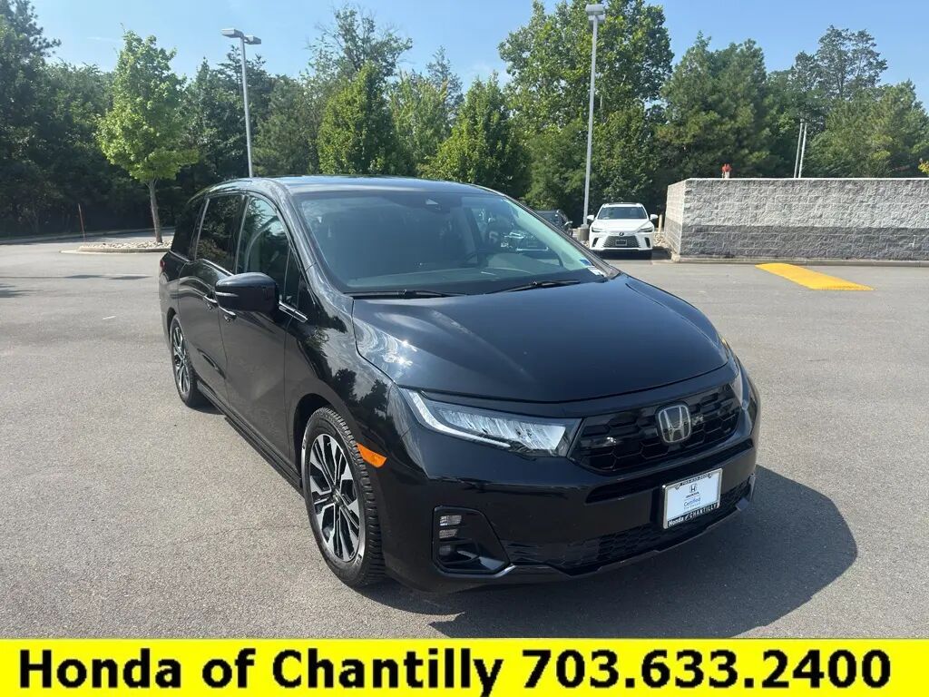 2025 Honda Odyssey Elite — photo 1 of 13