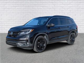 2022 Honda Pilot SE — photo 1 of 13