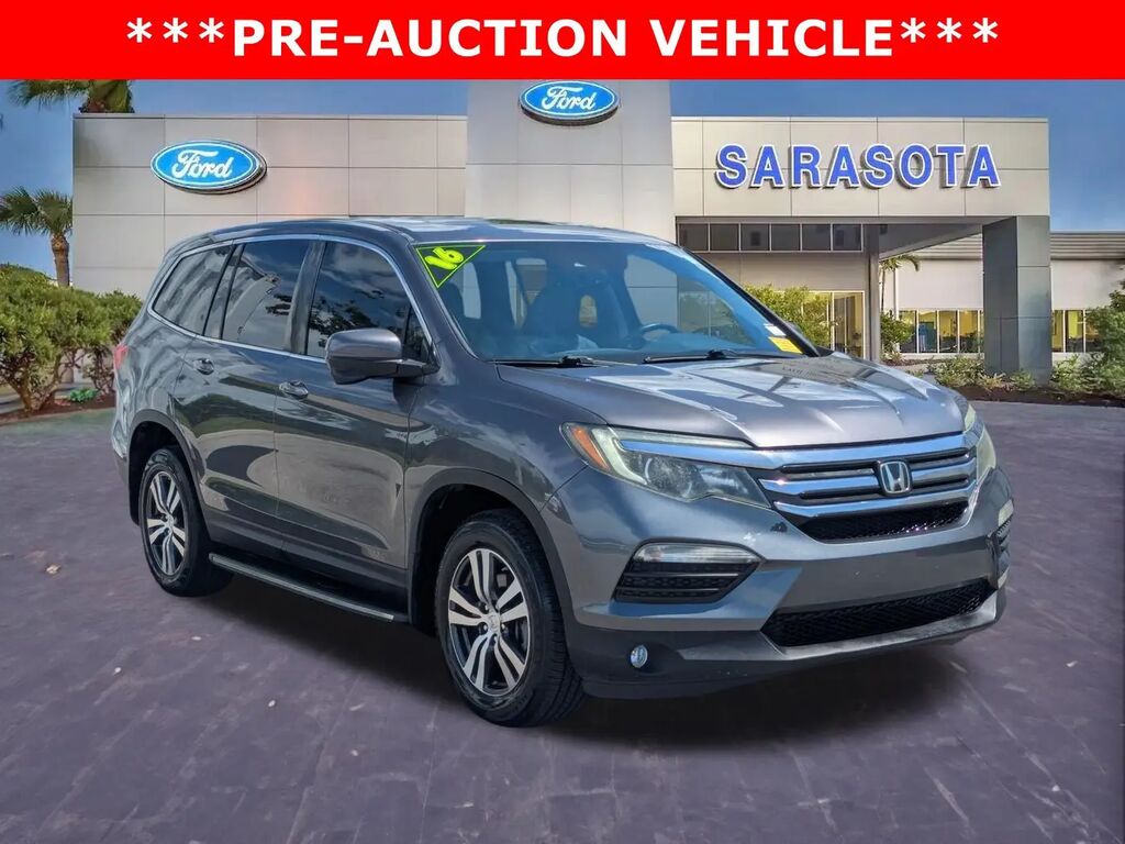 2016 Honda Pilot EX-L w/Honda Sensing — photo 1 of 13