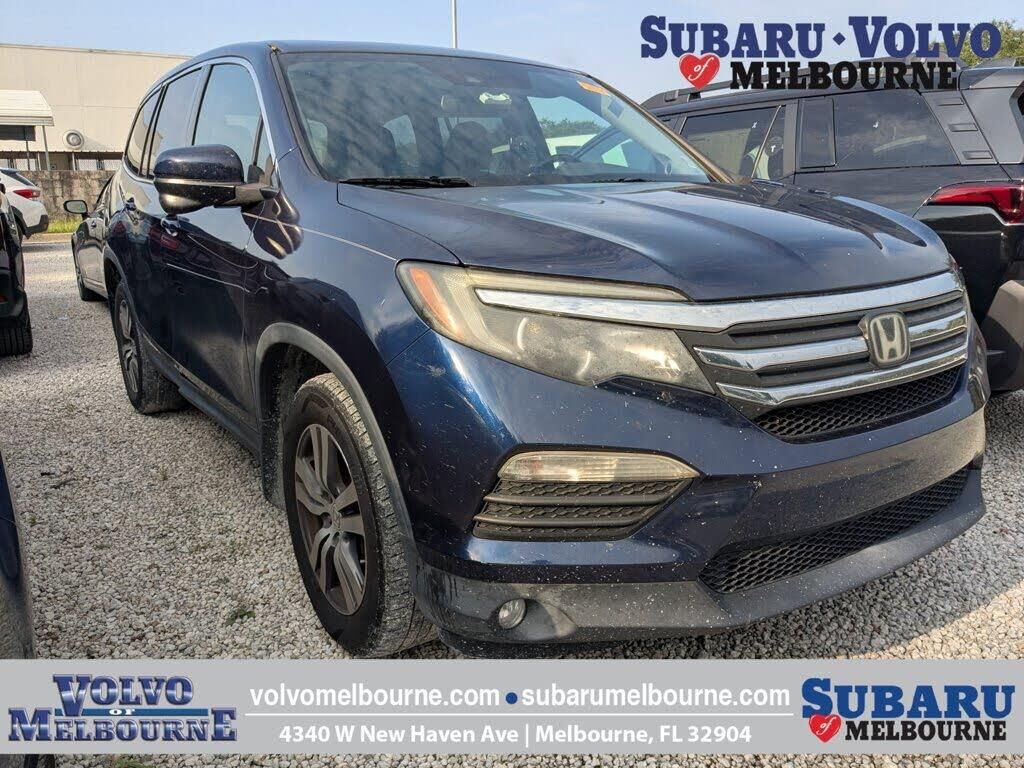 2017 Honda Pilot EX-L w/Honda Sensing — photo 1 of 2