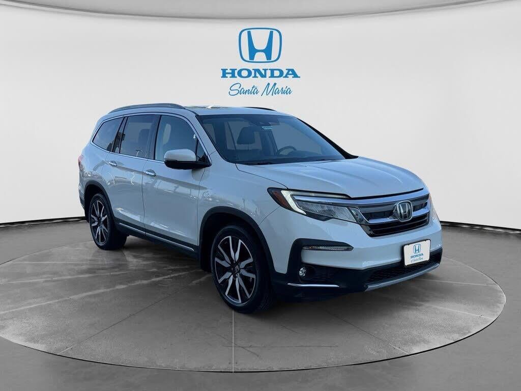 2019 Honda Pilot Touring — photo 1 of 1