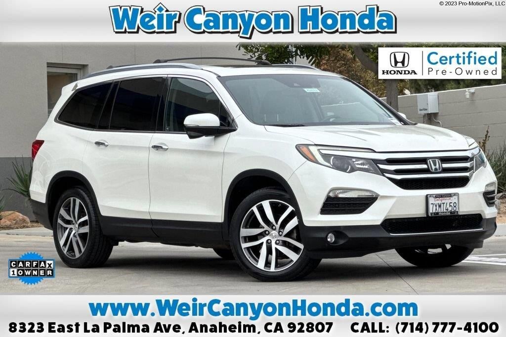 2017 Honda Pilot Touring — photo 1 of 13