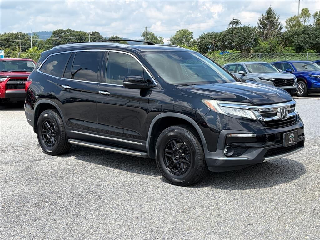 2019 Honda Pilot Elite — photo 1 of 7