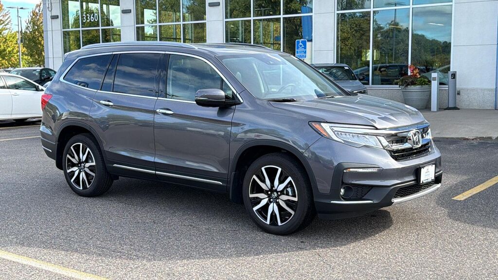 2022 Honda Pilot Elite — photo 1 of 13