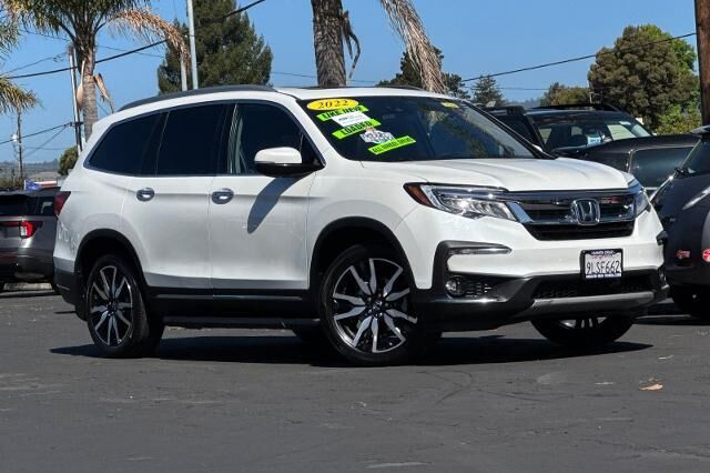 2022 Honda Pilot Elite — photo 1 of 13