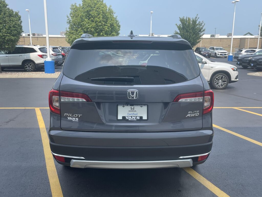 2020 Honda Pilot Elite — photo 1 of 1