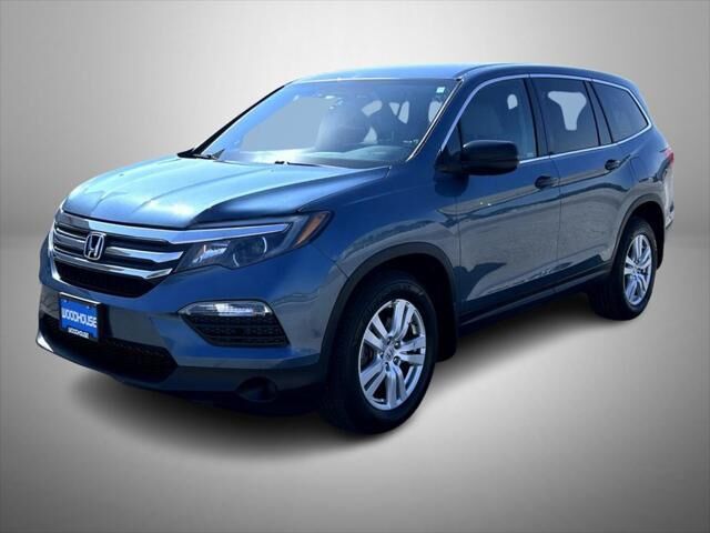 2018 Honda Pilot LX — photo 1 of 13