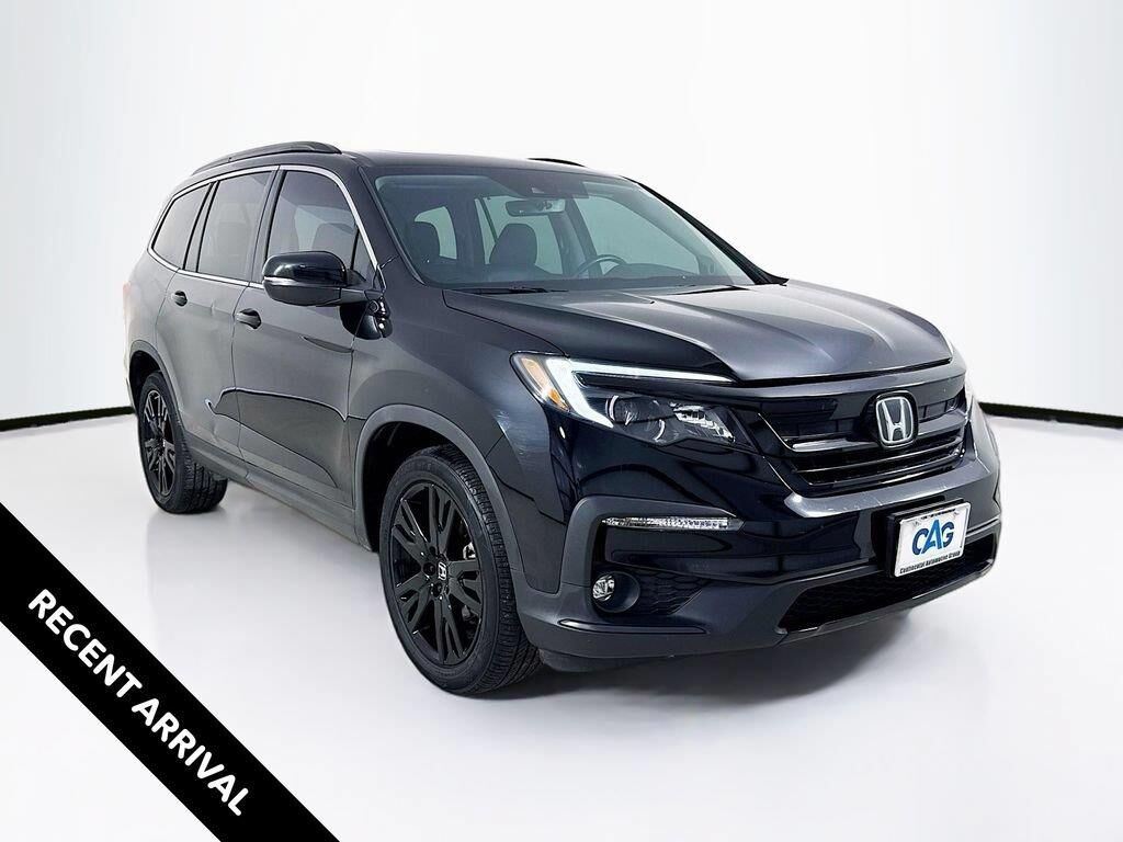 2022 Honda Pilot SE — photo 1 of 6