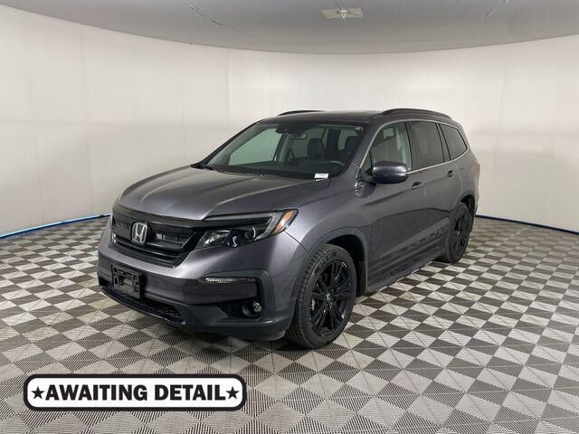 2021 Honda Pilot SE — photo 1 of 11