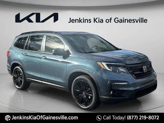 2021 Honda Pilot SE — photo 1 of 13