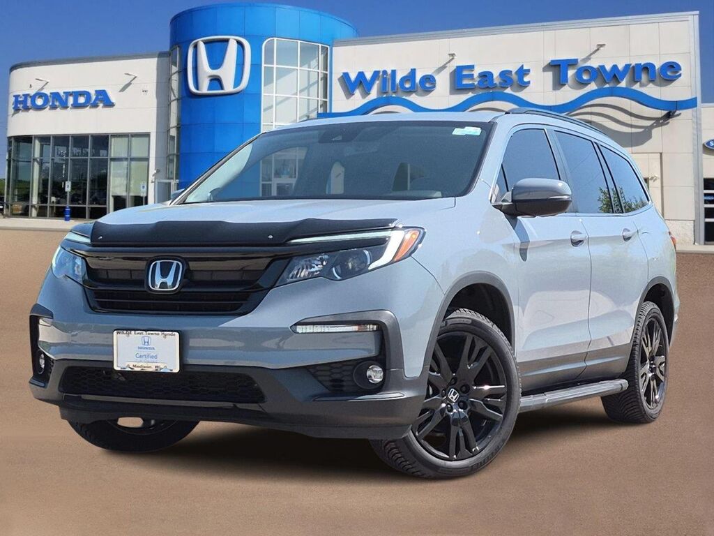 2022 Honda Pilot SE — photo 1 of 2