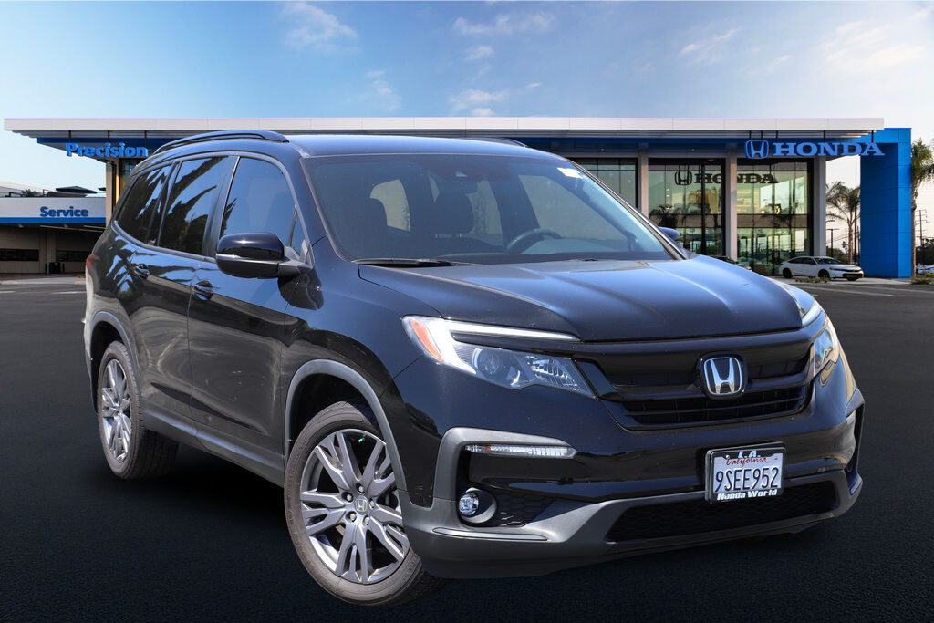 2022 Honda Pilot AWD SPORT — photo 1 of 7