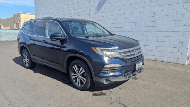 2016 Honda Pilot EX w/Honda Sensing