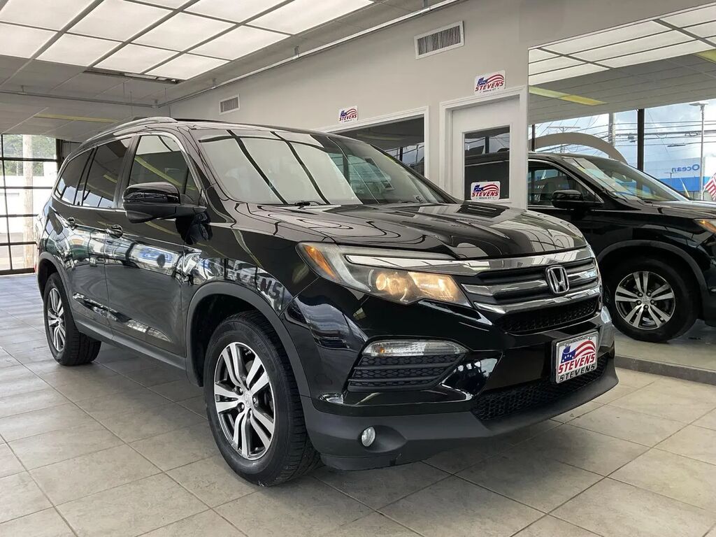 2016 Honda Pilot EX-L — photo 1 of 13