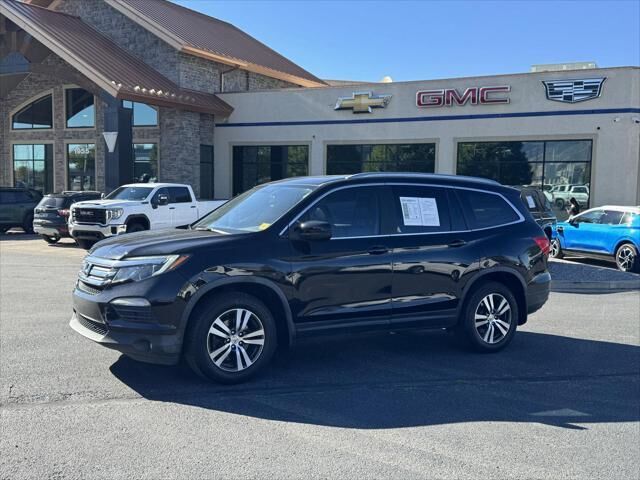 2016 Honda Pilot EX-L — photo 1 of 13