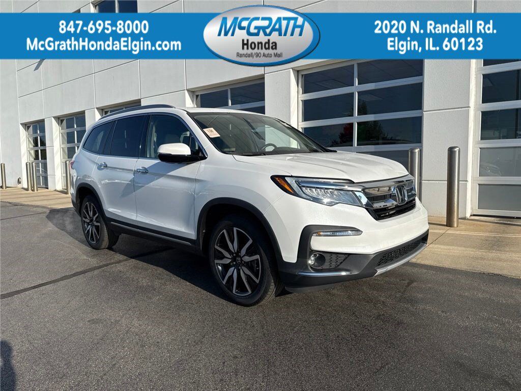 2022 Honda Pilot AWD TRG 7P — photo 1 of 7